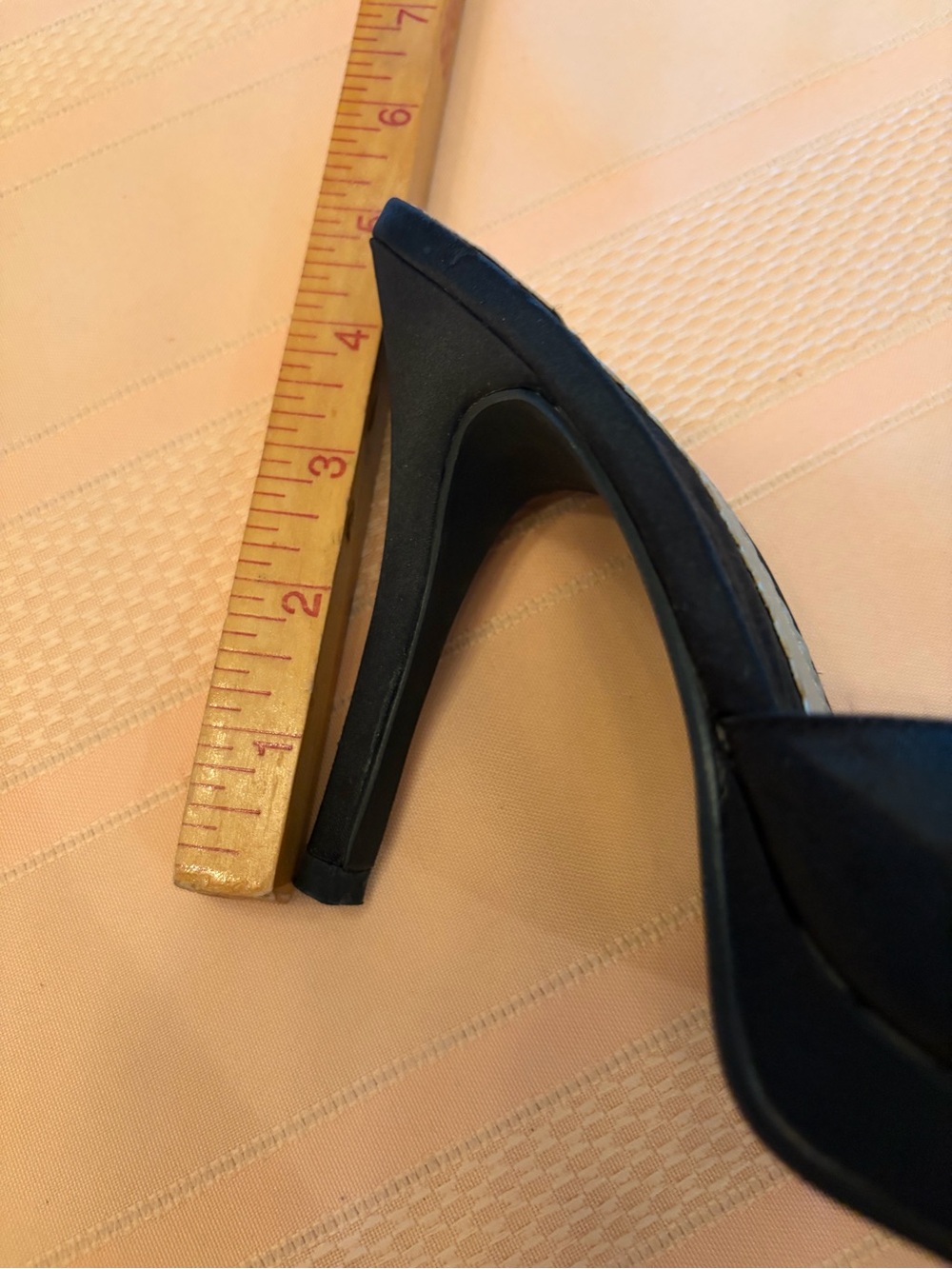 CL by Laundry Black Floral Accent Open-Toe Slide Heels - Picture 3 of 4